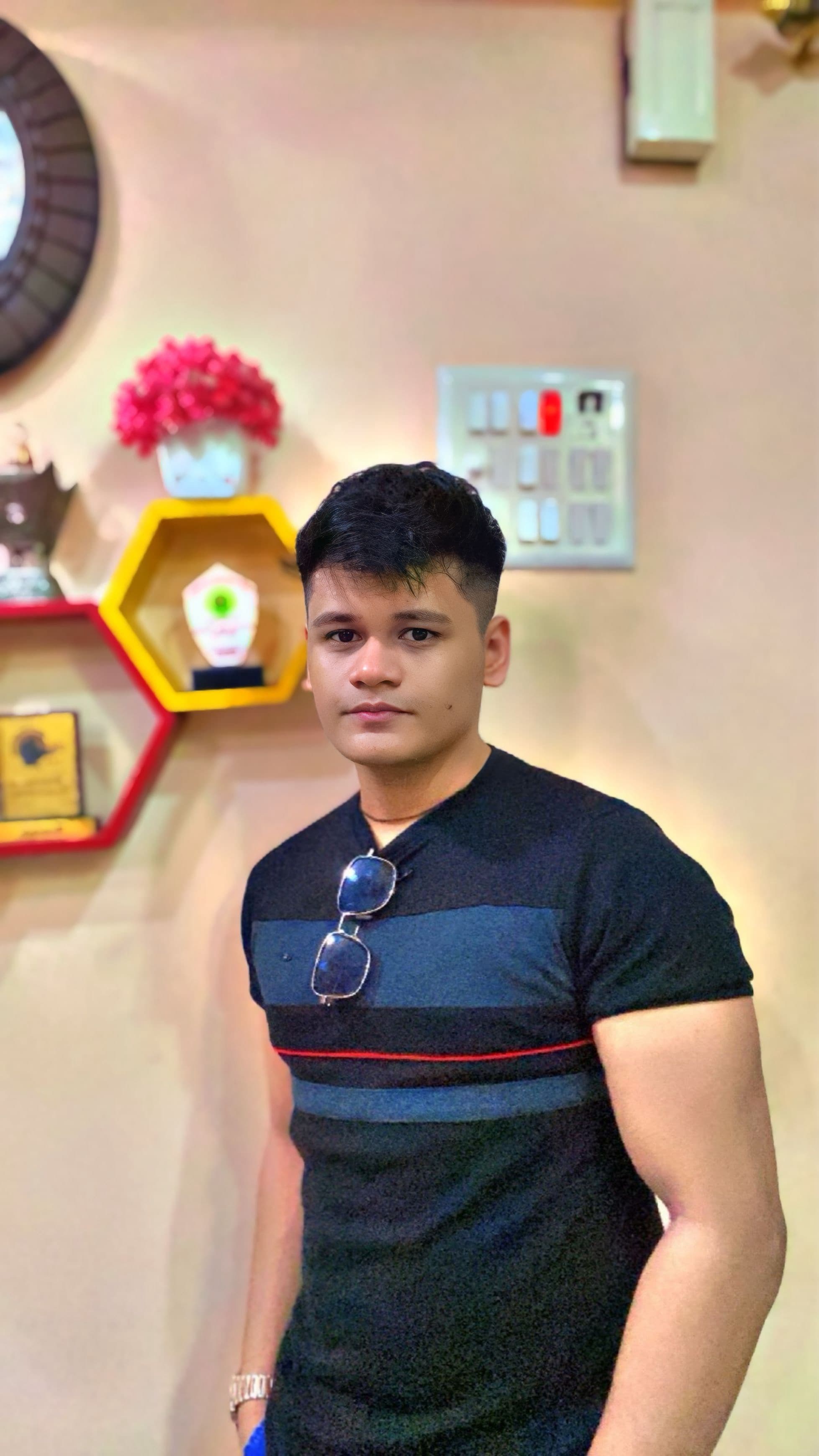 Faiz Khan